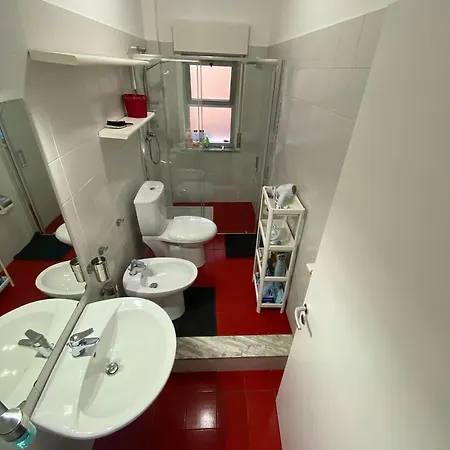 Baciata Dal Sole אסראלה